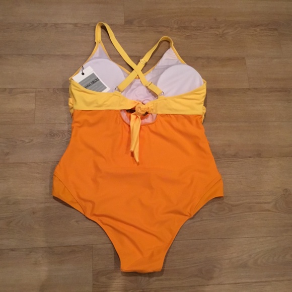 Women’s Plus Size Tummy Control Mesh Cutout Twist Front One Piece Bathing Suit - Picture 6 of 7